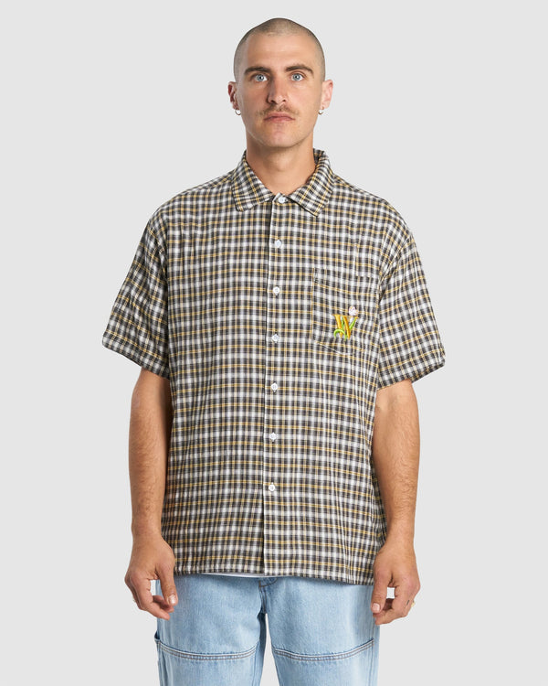 FLUTTER BY SHORT SLEEVE SHIRT